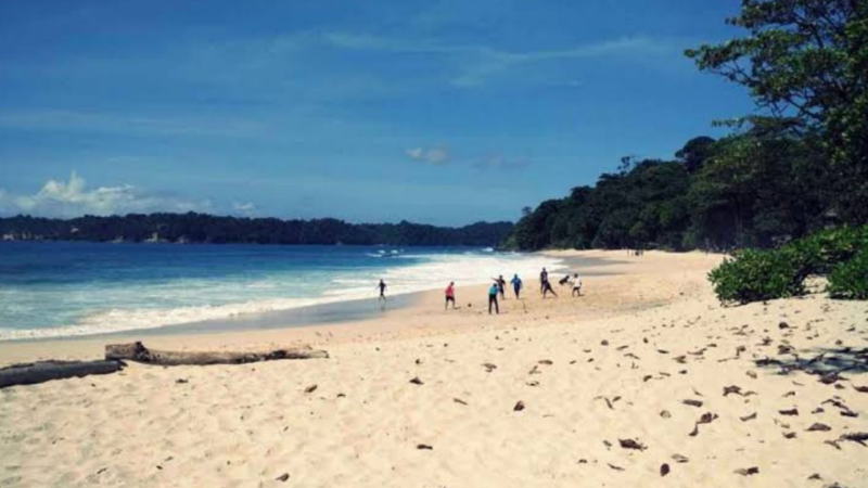 Pantai Pasir Putih